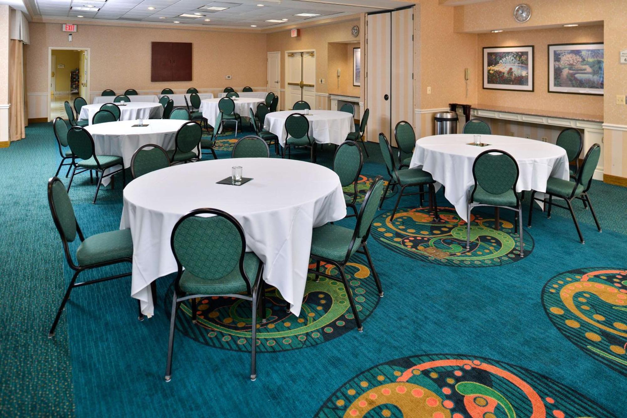 Hilton Garden 3* Columbia